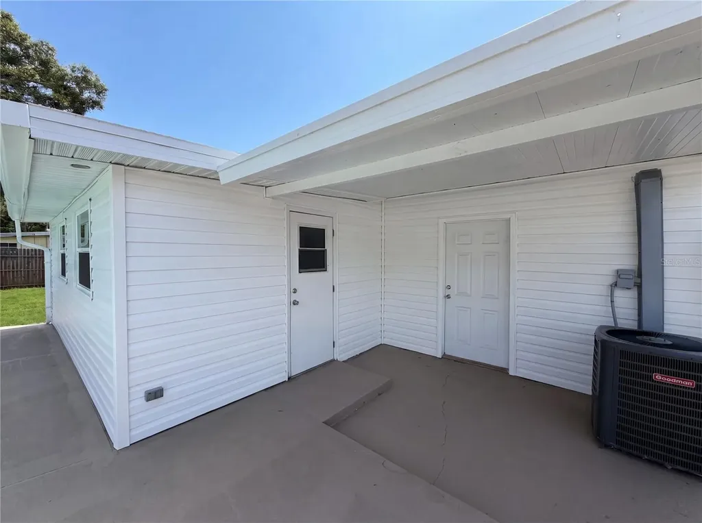 15525 Bedford Circle E Clearwater FL 33764