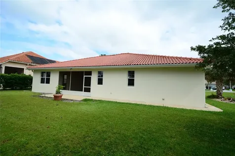 8 Fernon Lane Palm Coast FL 32137