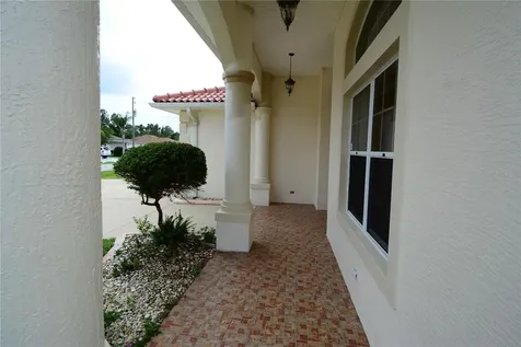 8 Fernon Lane Palm Coast FL 32137