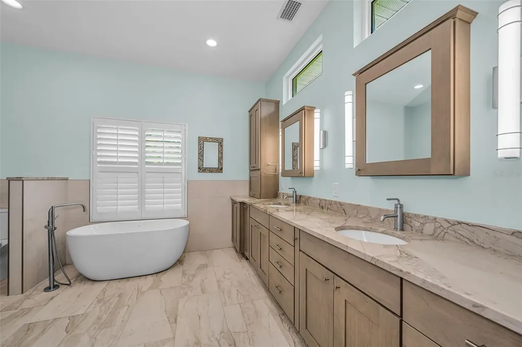 2013 Water Wheel Court Dunedin FL 34698