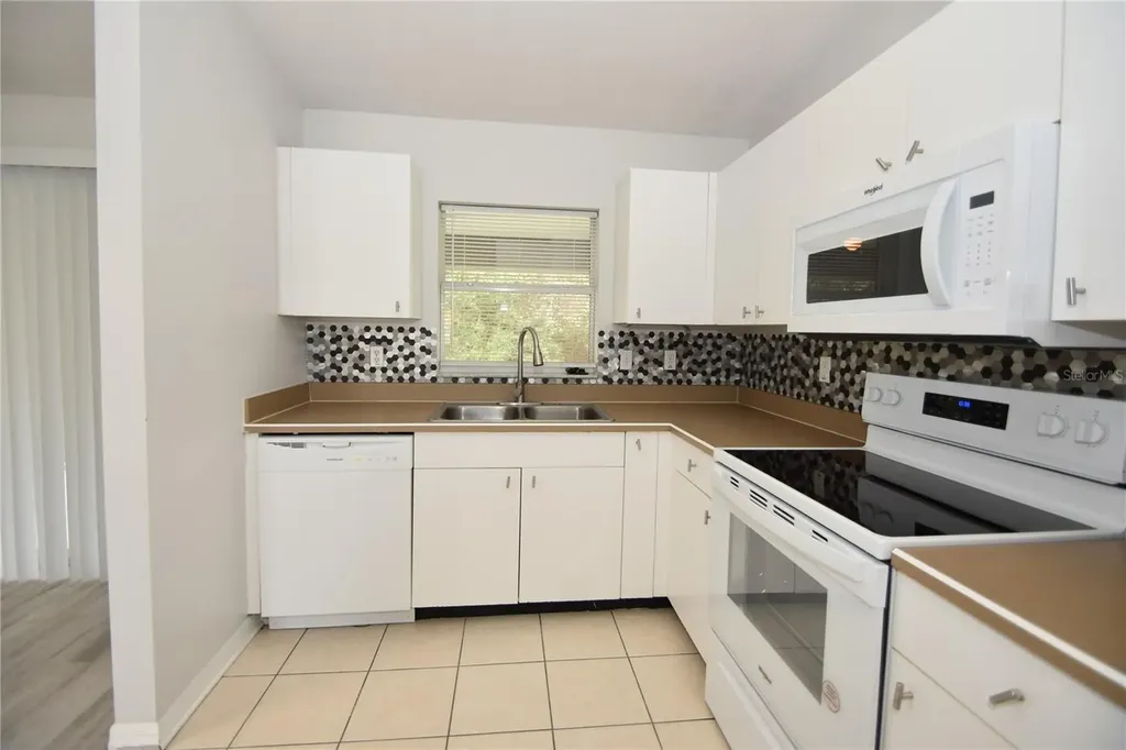 6 Rosedale Place Palm Coast FL 32164