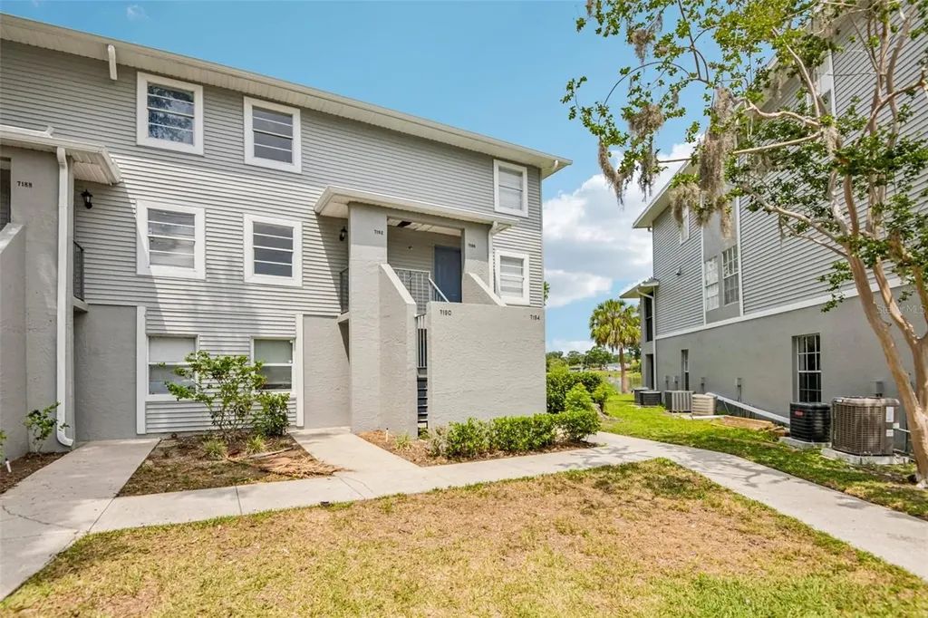 7192 E Bank Drive Tampa FL 33617