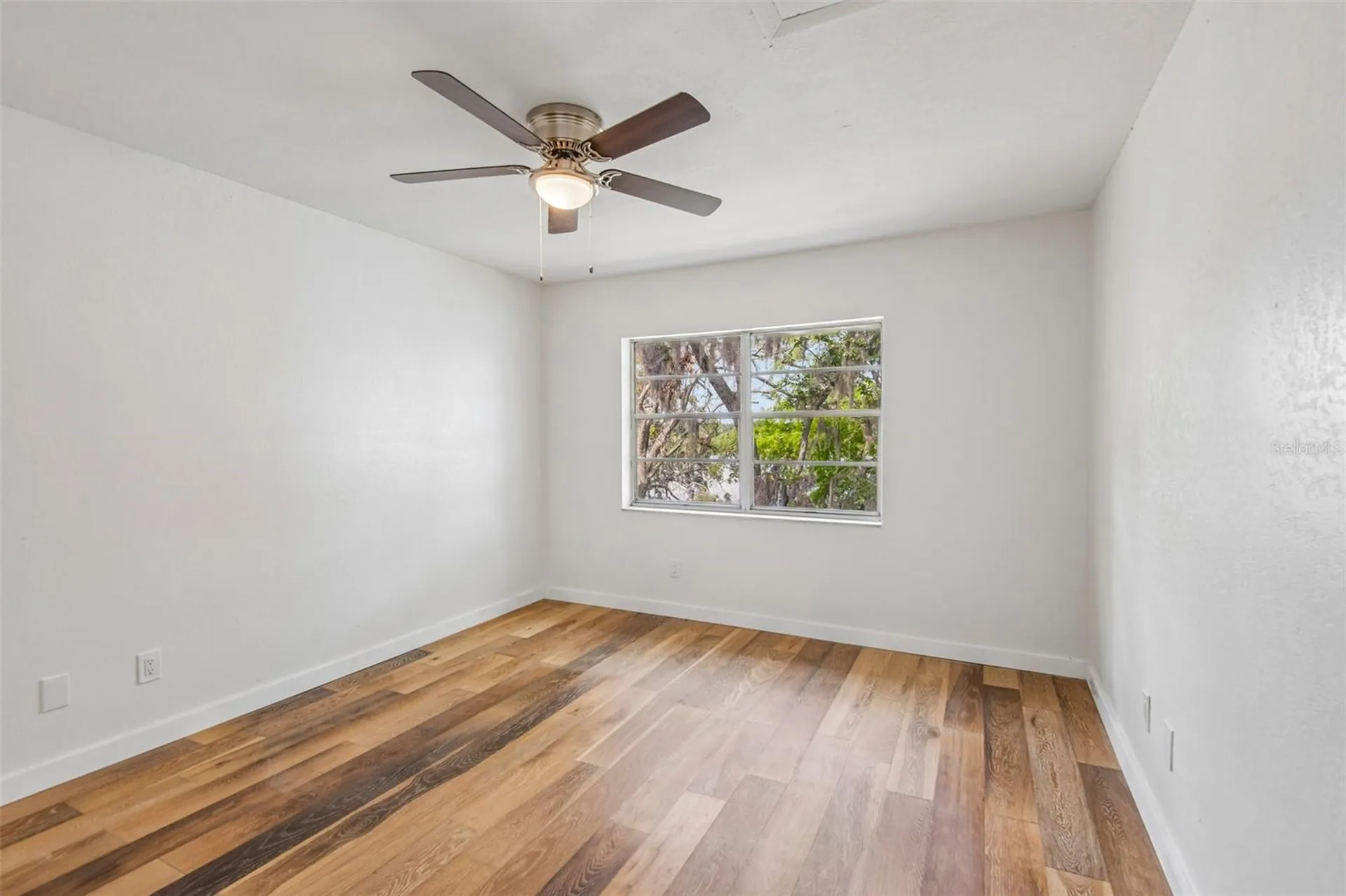 7192 E Bank Drive Tampa FL 33617