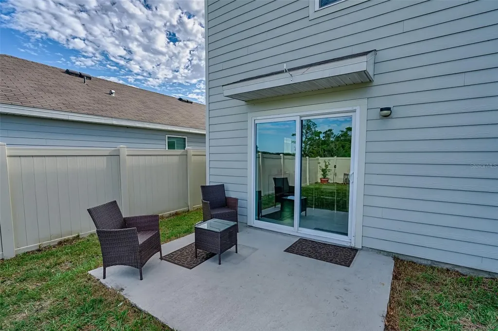 1100 NW 248th Drive Newberry FL 32669
