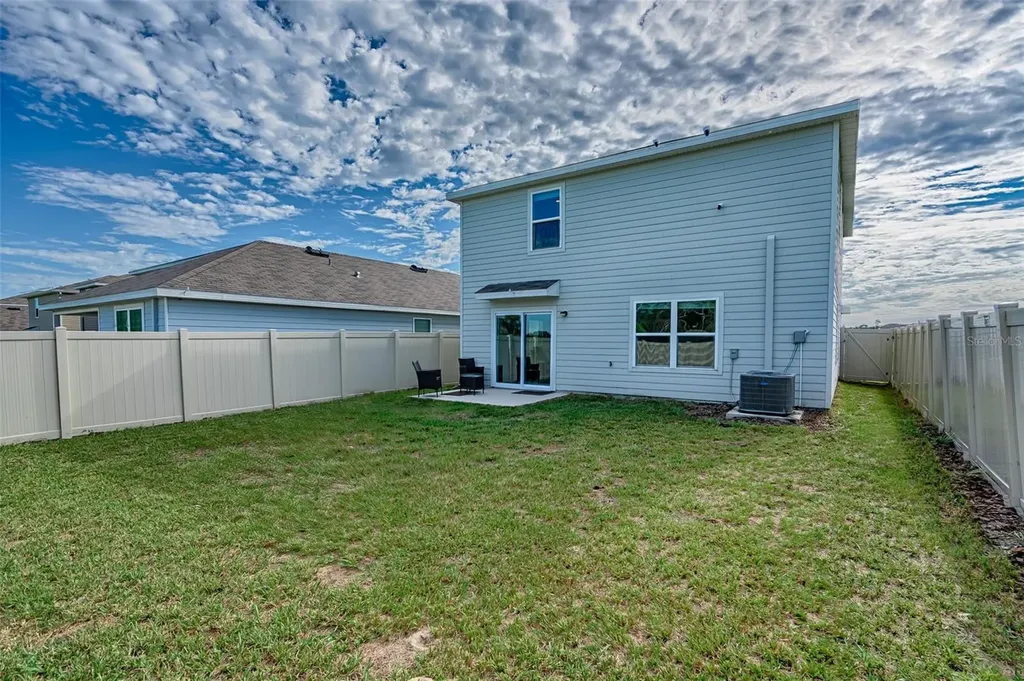 1100 NW 248th Drive Newberry FL 32669