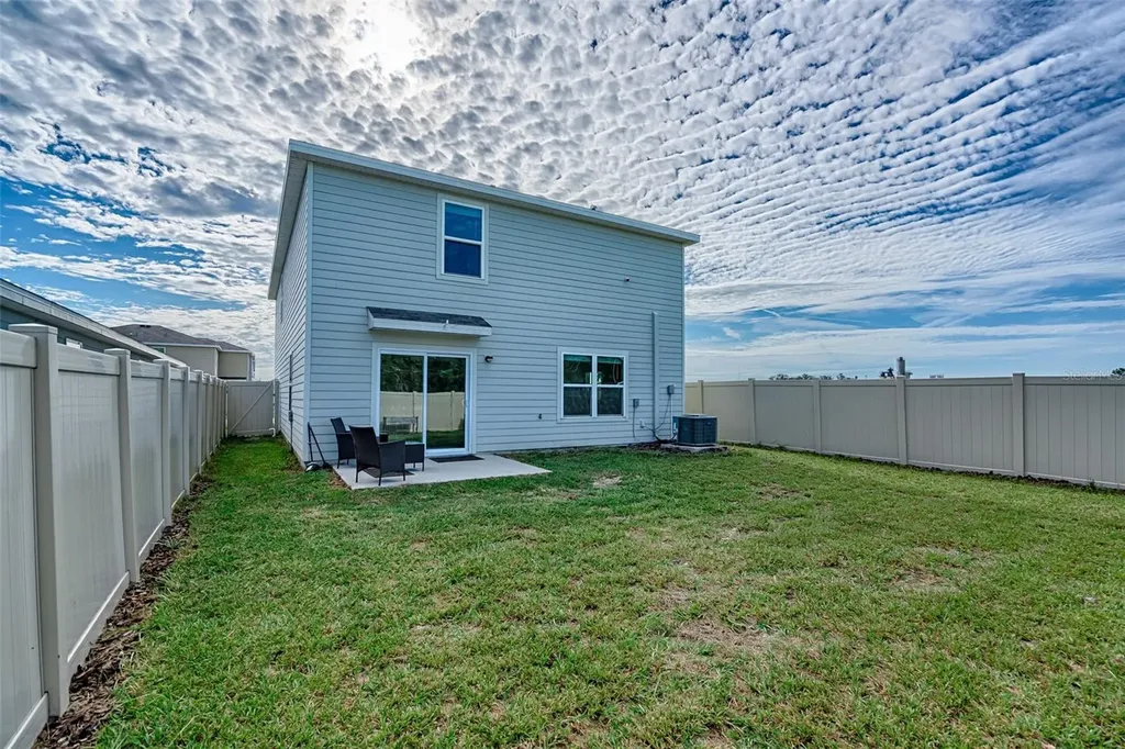 1100 NW 248th Drive Newberry FL 32669