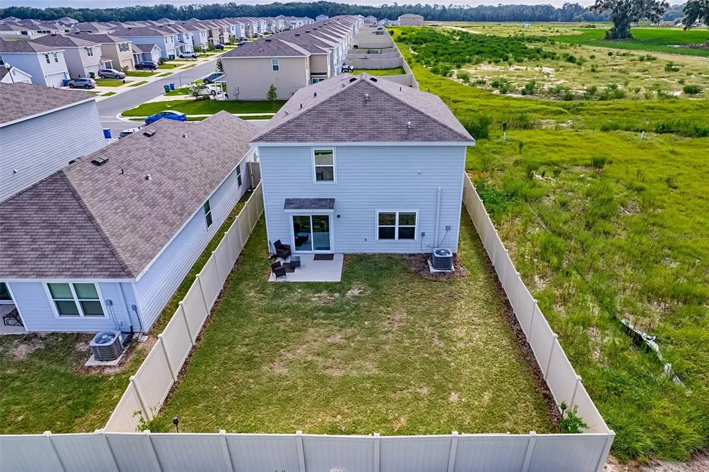 1100 NW 248th Drive Newberry FL 32669