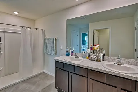 1100 NW 248th Drive Newberry FL 32669