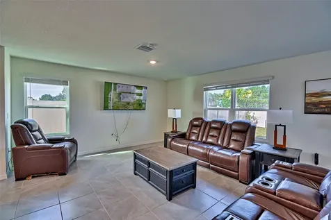 1100 NW 248th Drive Newberry FL 32669