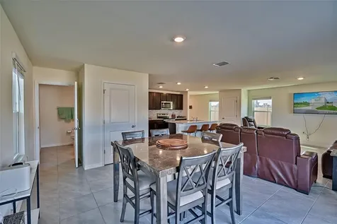 1100 NW 248th Drive Newberry FL 32669