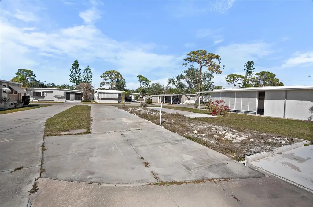 1891 Englewood Road Englewood FL 34223