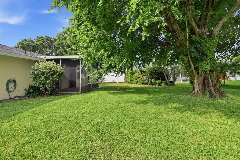 3510 62nd Street W Bradenton FL 34209