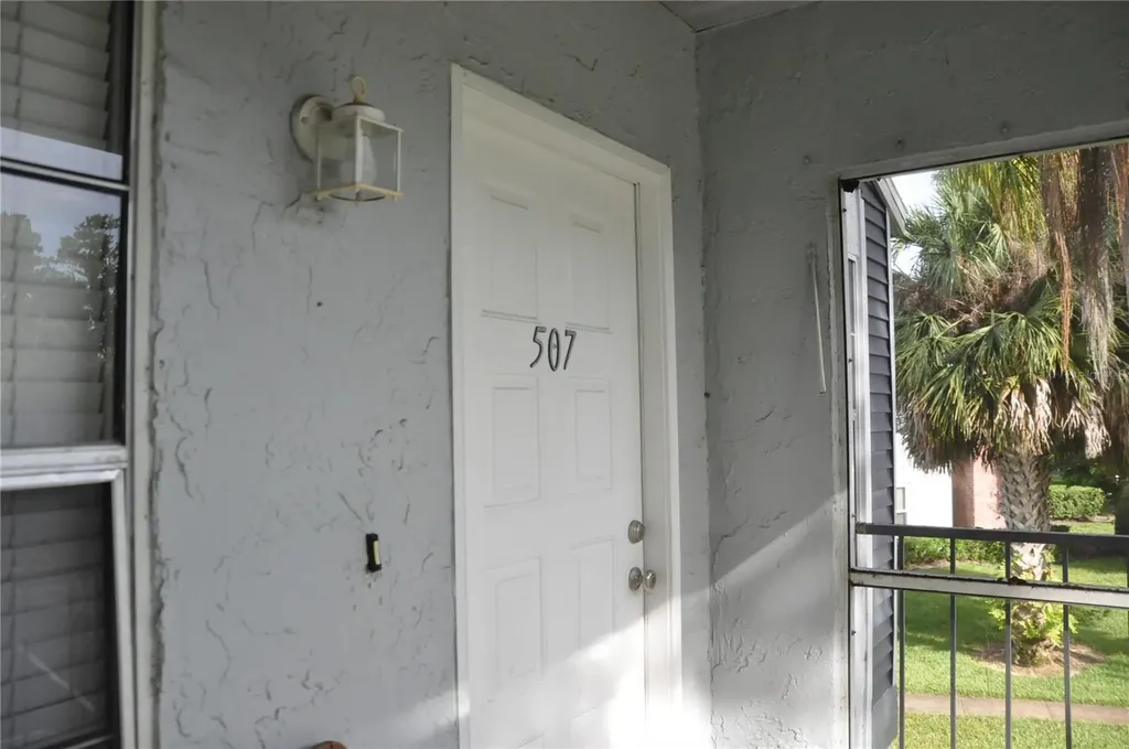 507 Northlake Drive Sanford FL 32773