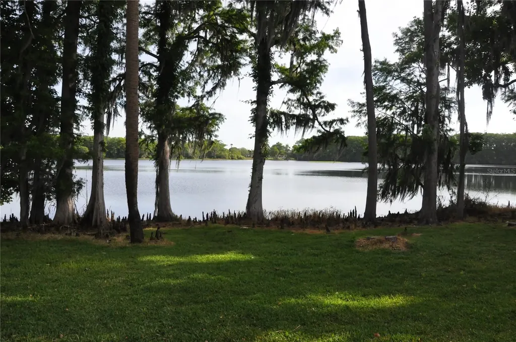 507 Northlake Drive Sanford FL 32773