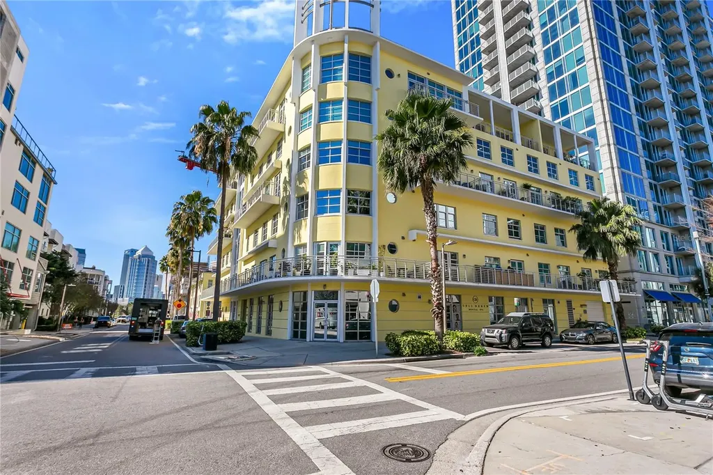 1212 E Whiting Street Tampa FL 33602