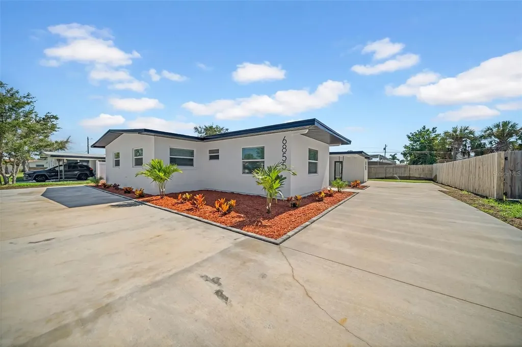 6855 Gulf Winds Drive St Pete Beach FL 33706