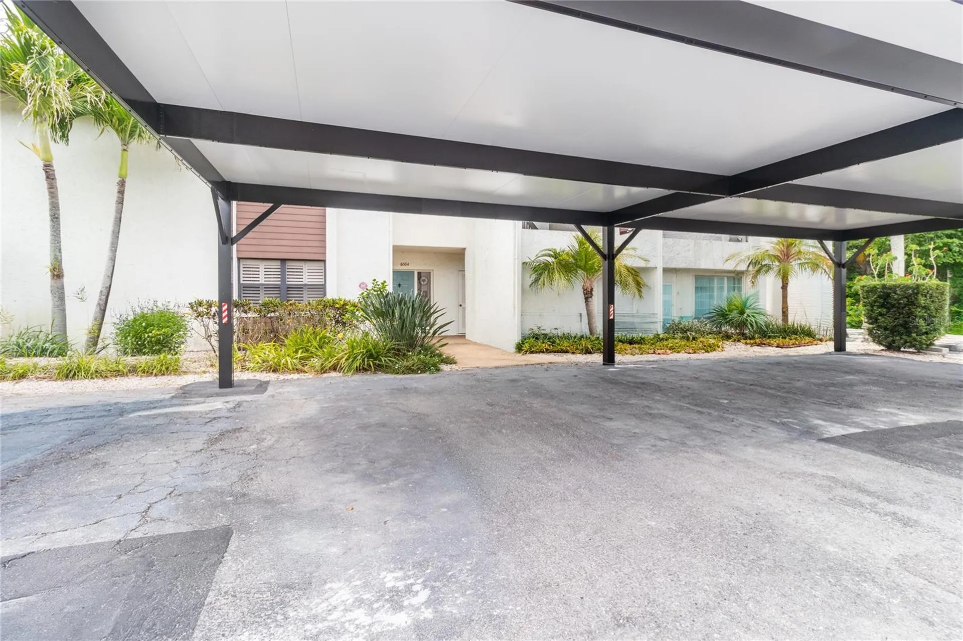 6064 Fairway Lane Bradenton FL 34210