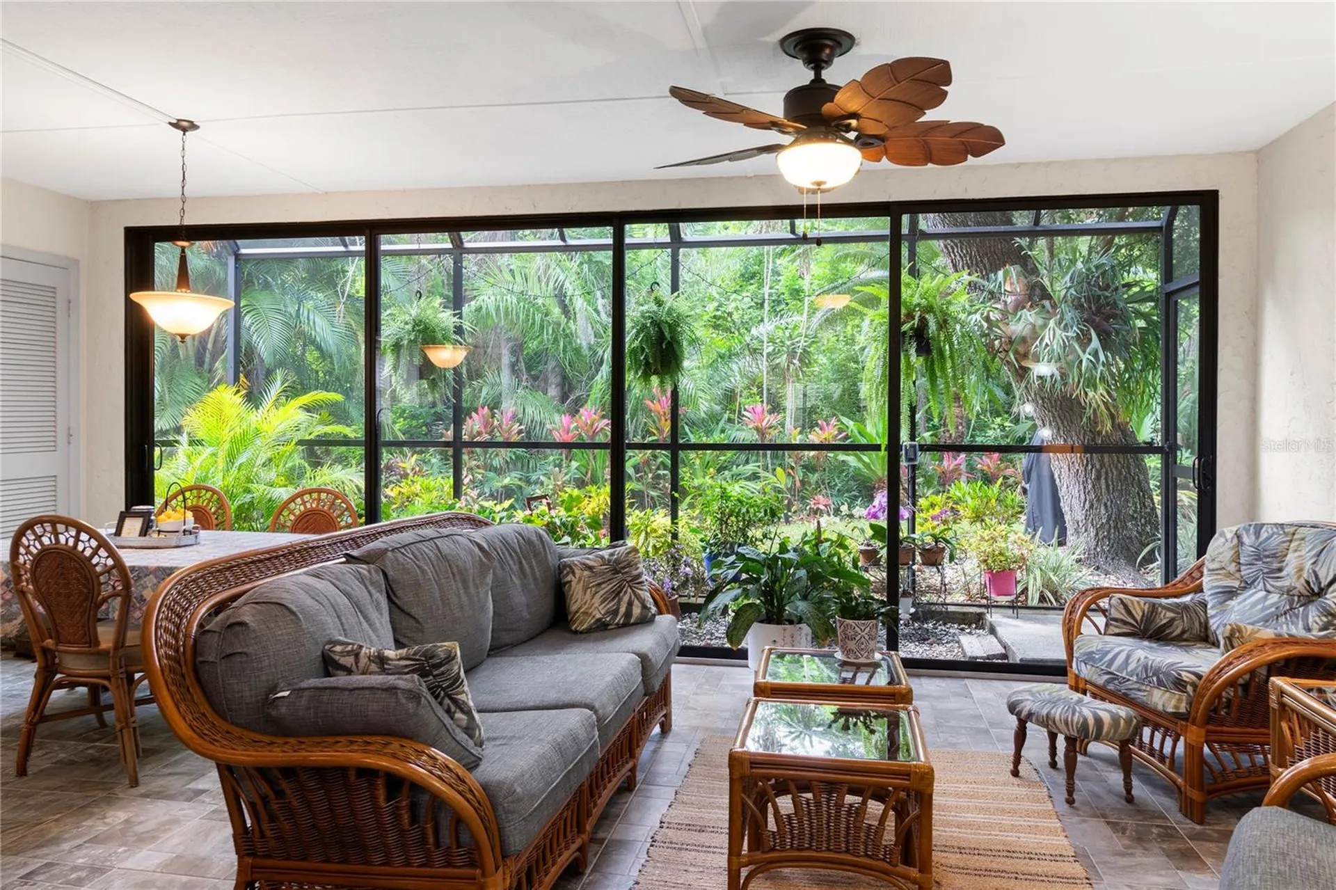 6064 Fairway Lane Bradenton FL 34210