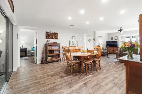 6064 Fairway Lane Bradenton FL 34210