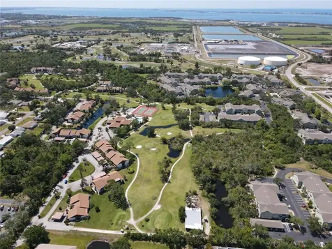6064 Fairway Lane Bradenton FL 34210