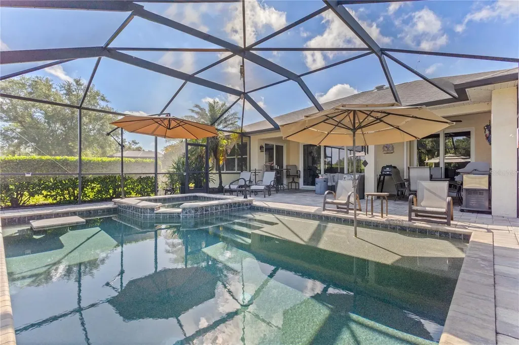 10921 Bluestem Circle Lakewood Ranch FL 34202