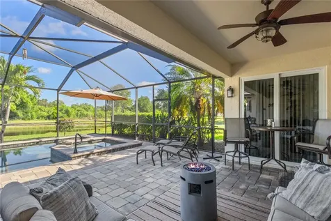 10921 Bluestem Circle Lakewood Ranch FL 34202