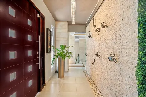 A31 Ingeniero Roberto Arana Street Guaynabo PR 00969