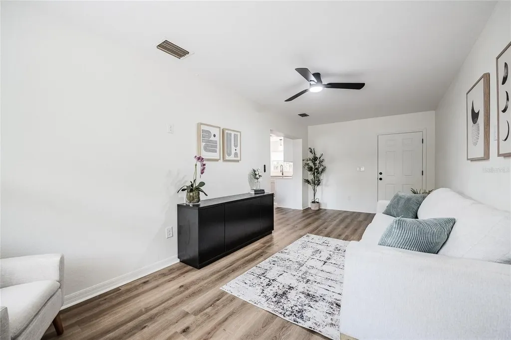 1634 S Warren Avenue Lakeland FL 33803