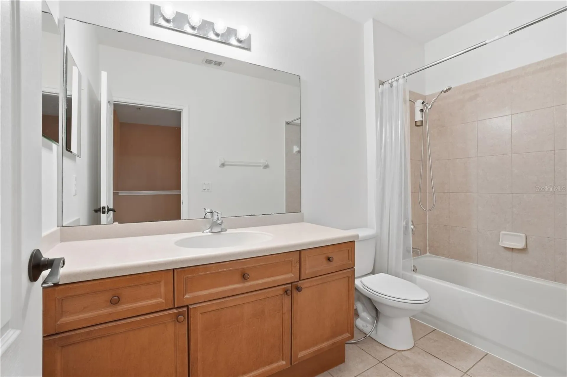 3028 Capri Isle Way Orlando FL 32835