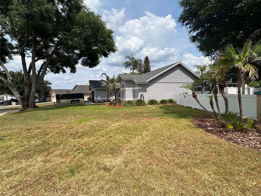 Lakeland FL 33812