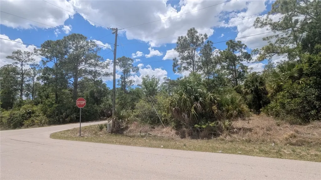 2105 E 9 Street Lehigh Acres FL 33936