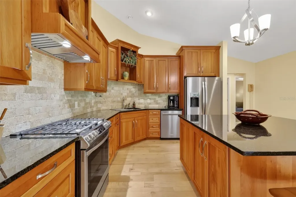 1200 Marshall Court Eustis FL 32726