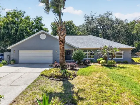 1200 Marshall Court Eustis FL 32726