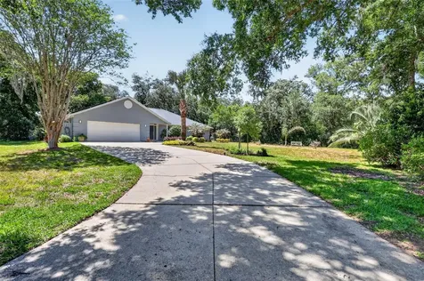 1200 Marshall Court Eustis FL 32726
