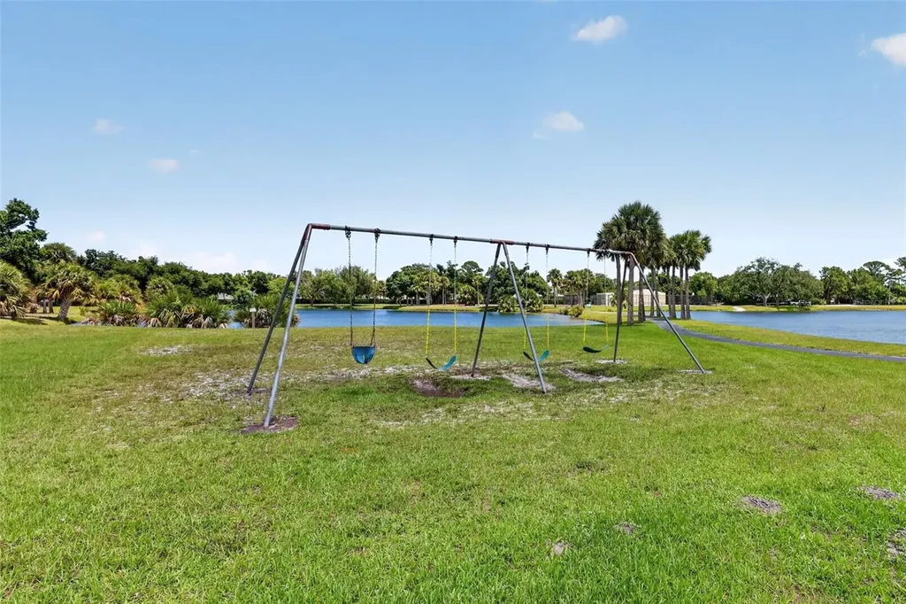 2296 18th Ave SW Vero Beach FL 32962