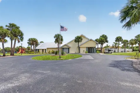 2296 18th Ave SW Vero Beach FL 32962