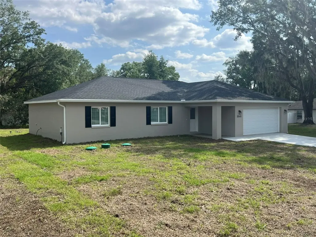 8640 SE 157 Place Summerfield FL 34491