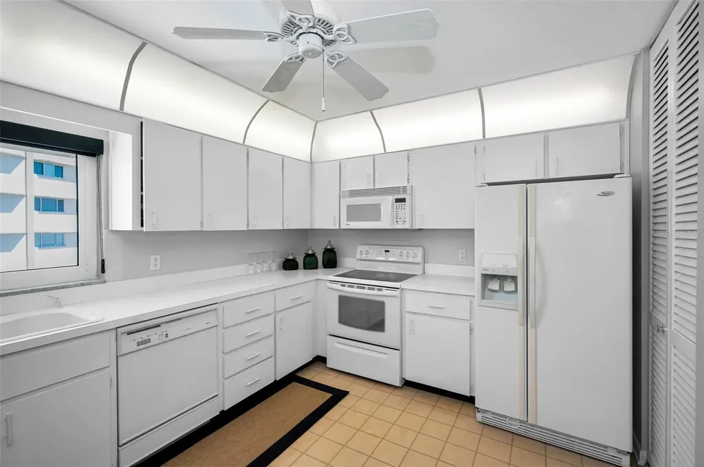 100 Bluff View Drive Belleair Bluffs FL 33770