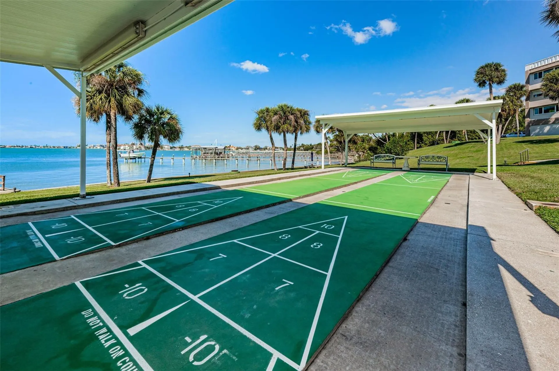 100 Bluff View Drive Belleair Bluffs FL 33770