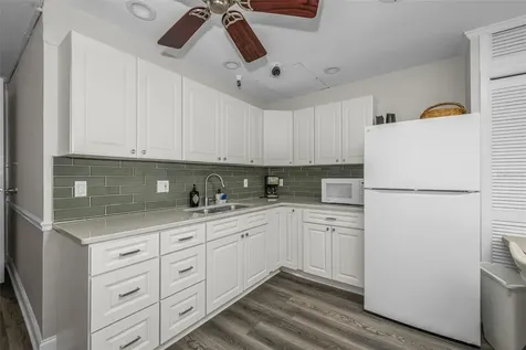 100 Bluff View Drive Belleair Bluffs FL 33770