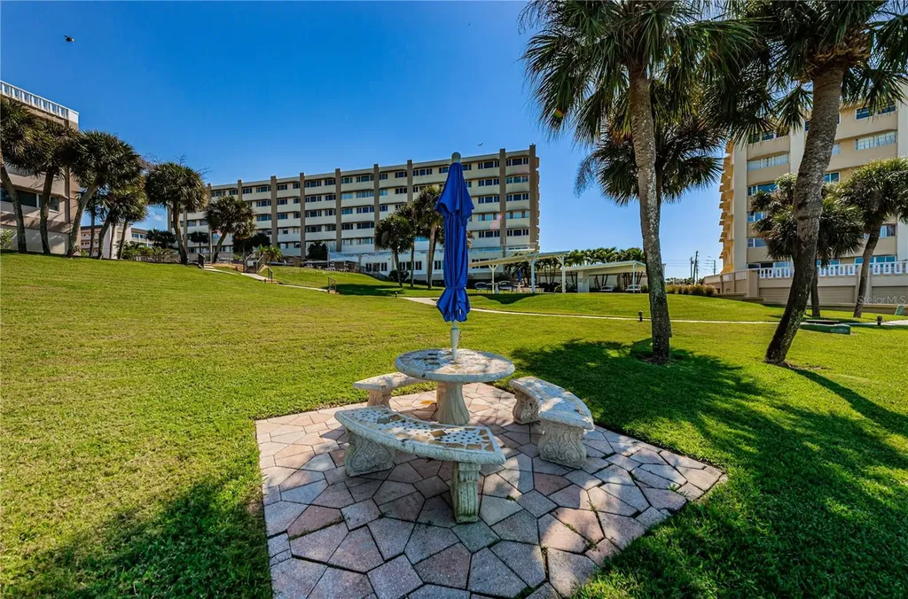 100 Bluff View Drive Belleair Bluffs FL 33770