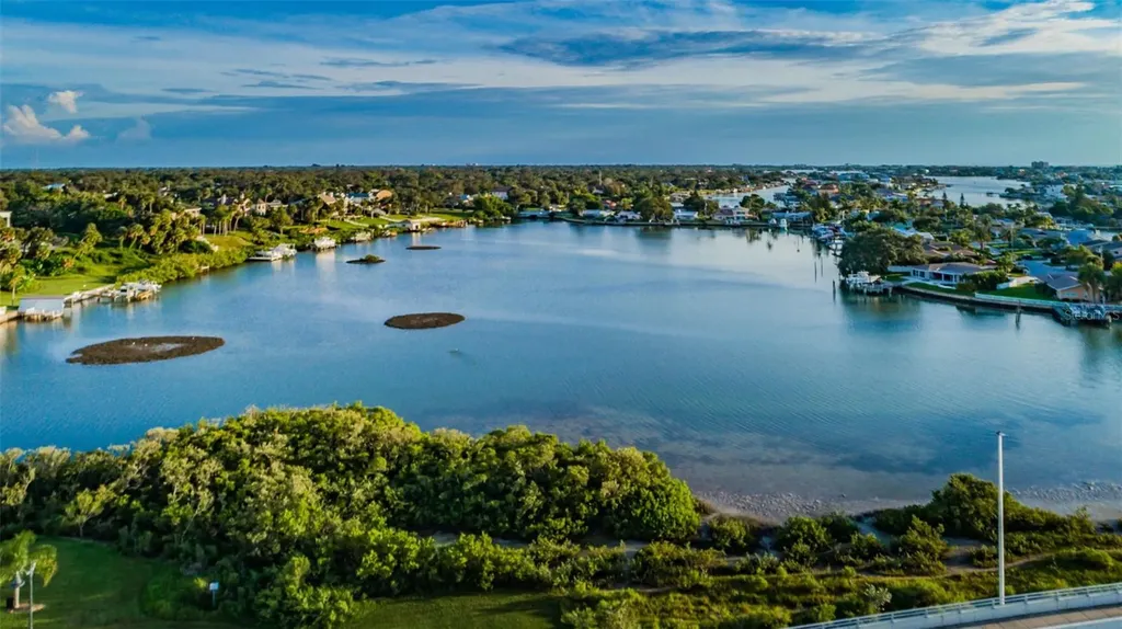 100 Bluff View Drive Belleair Bluffs FL 33770