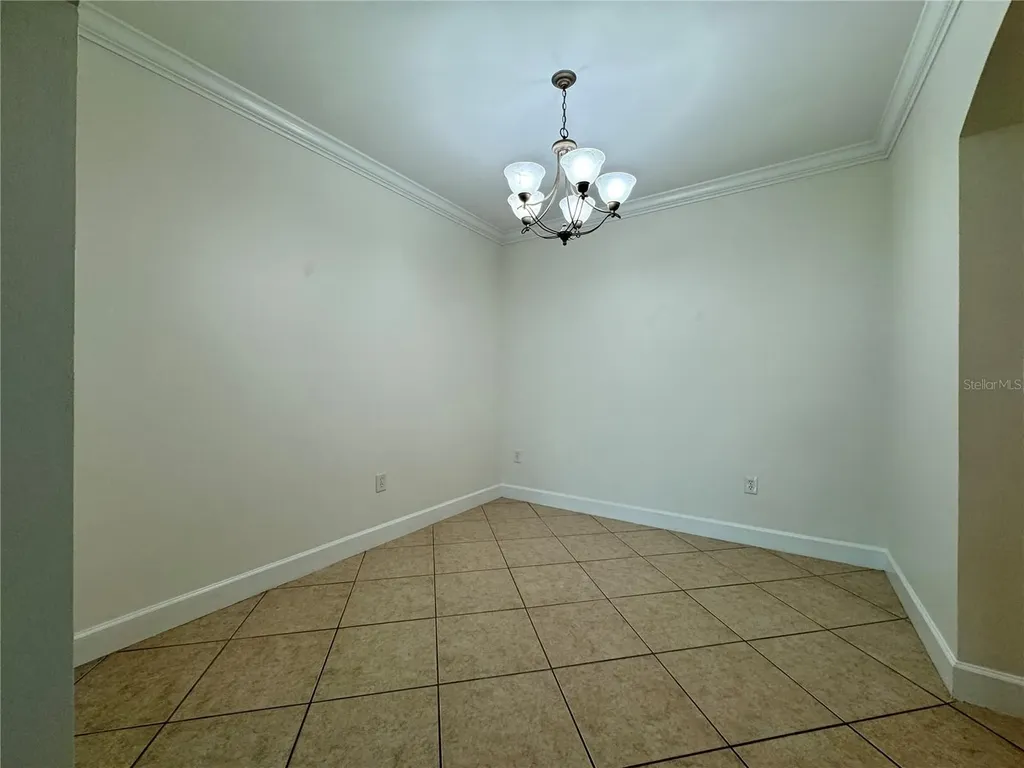 808 3rd Avenue W Bradenton FL 34205