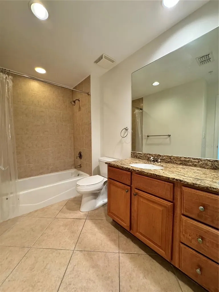 808 3rd Avenue W Bradenton FL 34205
