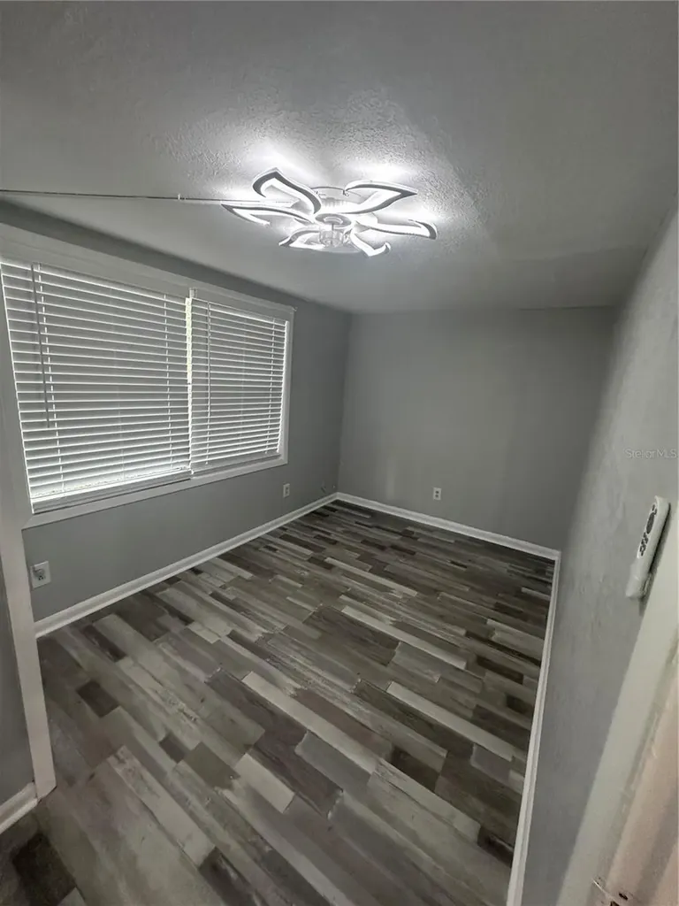 128 W North Street Tampa FL 33604