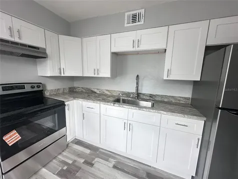 128 W North Street Tampa FL 33604