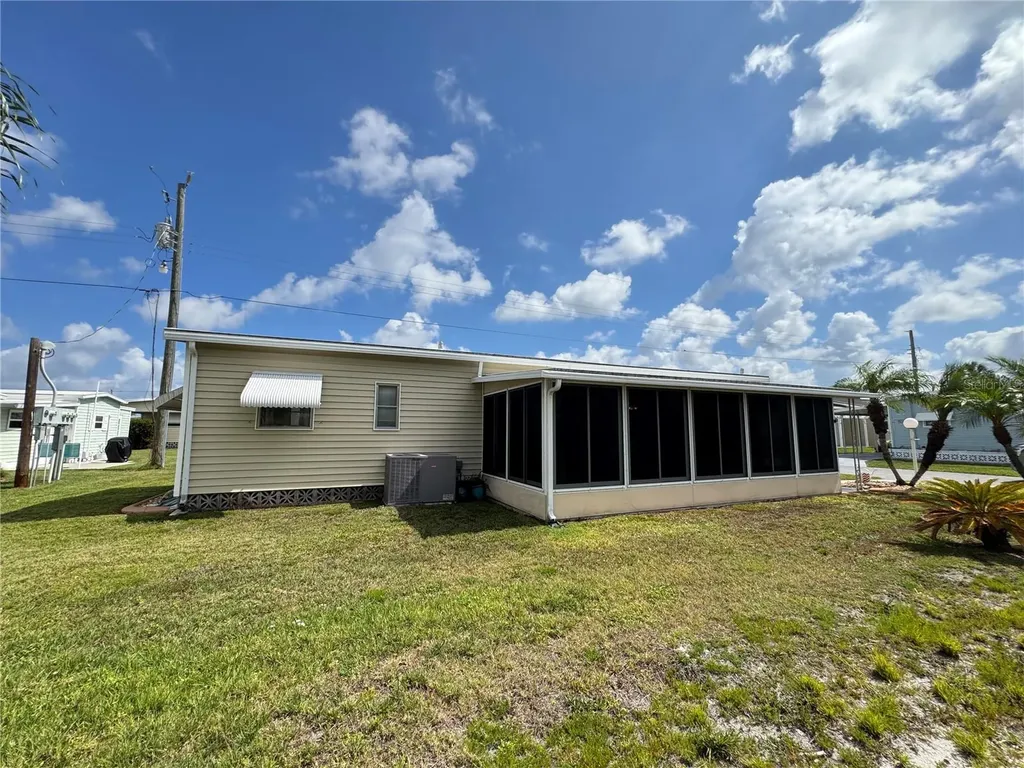 5120 8 A Street E Bradenton FL 34203