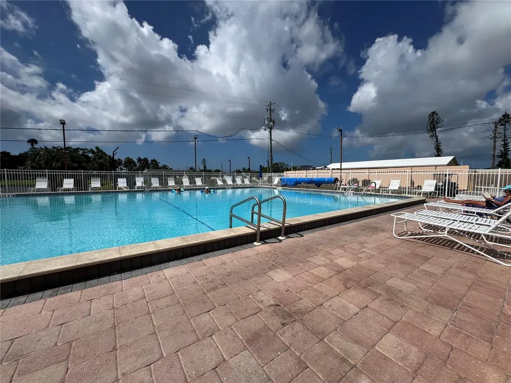 5120 8 A Street E Bradenton FL 34203