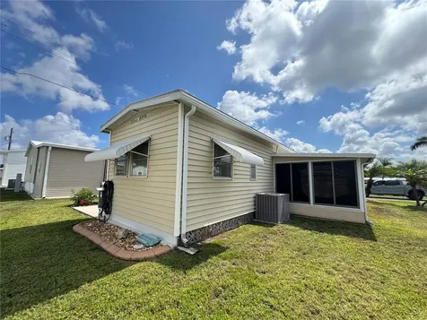 5120 8 A Street E Bradenton FL 34203
