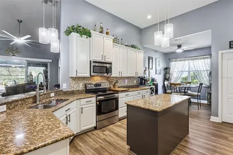 4802 Royce Drive Mount Dora FL 32757